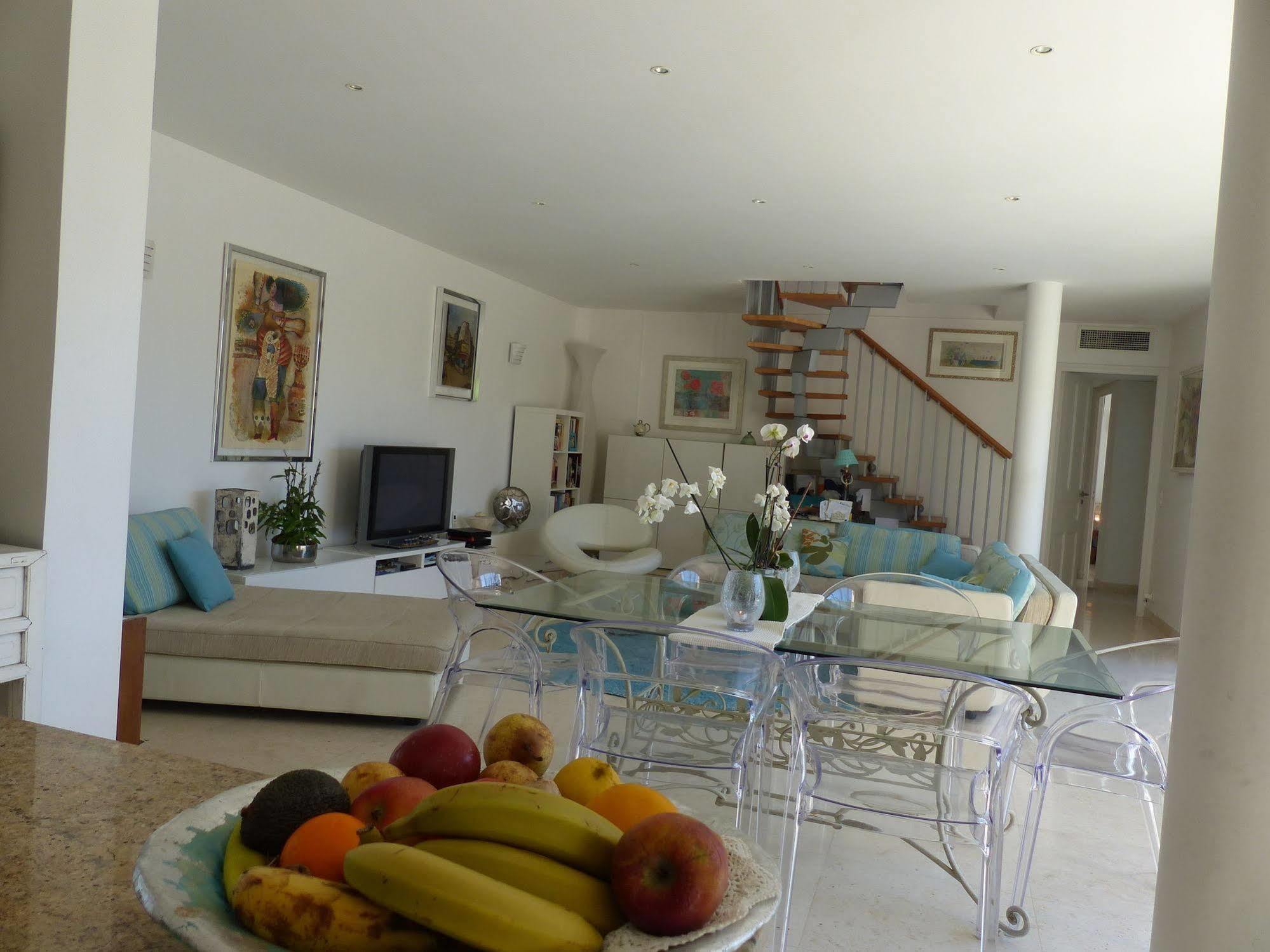 Blue Dream Cannes Guest House Екстер'єр фото
