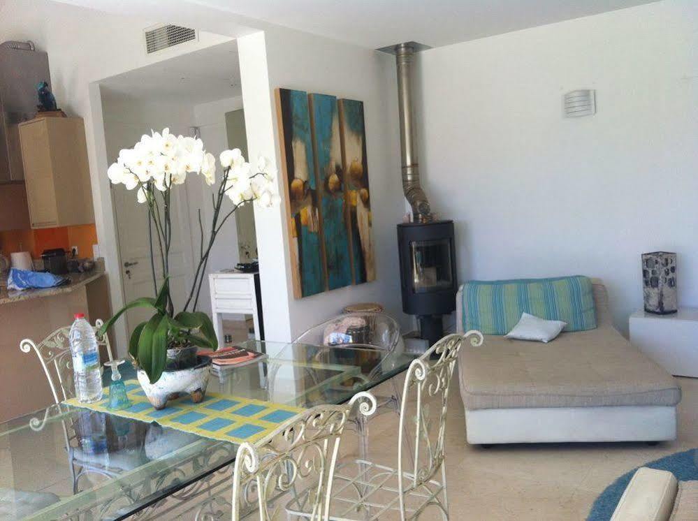 Blue Dream Cannes Guest House Екстер'єр фото